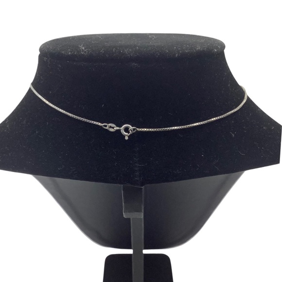 925 Italy Sterling Silver Mother Of Pearl Pendant Necklace, 18” - Picture 5 of 5